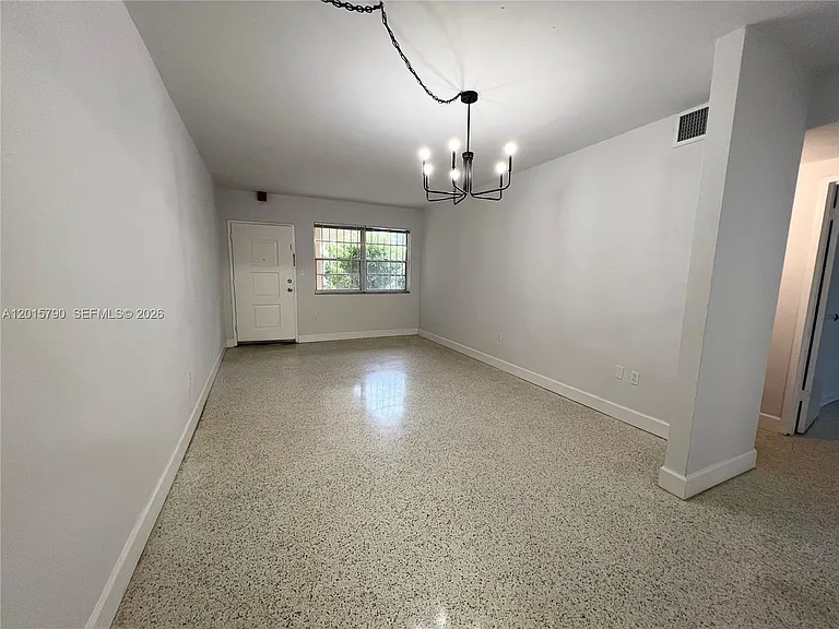 675 SW 7th Ave #2 — Photo 4