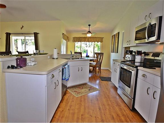 5th image of 45 Mark Twain Ln