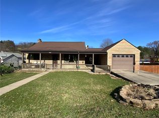 224 Fairview Rd, Midland, PA 15059