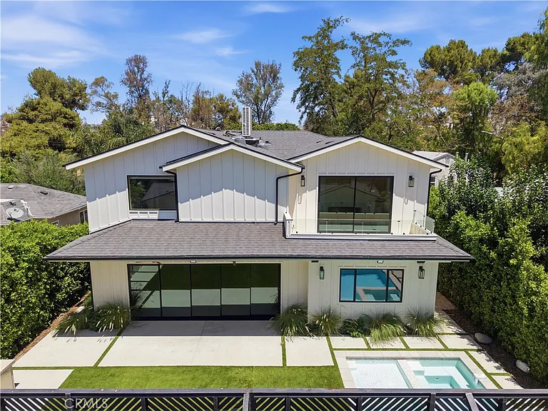 13944 Valleyheart Dr — Photo 30