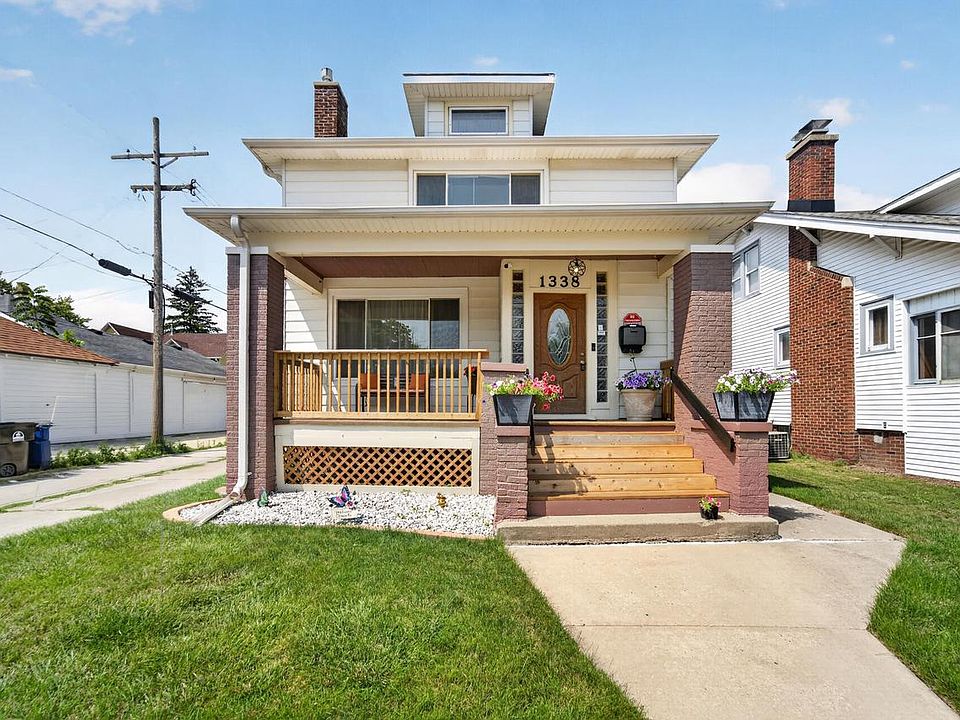 1st image of 1338 Quincy AVENUE