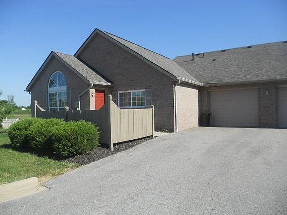 2nd image of 8476 Taylor Chase Dr
