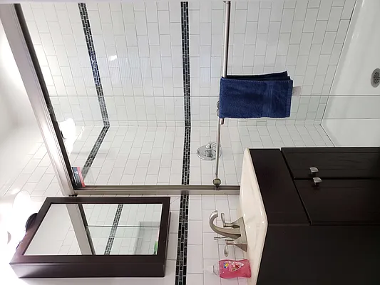 Rented by NOVELTY HOMES LLC | media 7