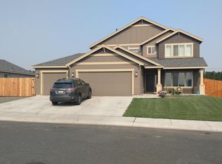111 Mosaic St, Moxee, WA 98936