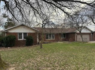 1225 W 9th St, Rochester, IN 46975