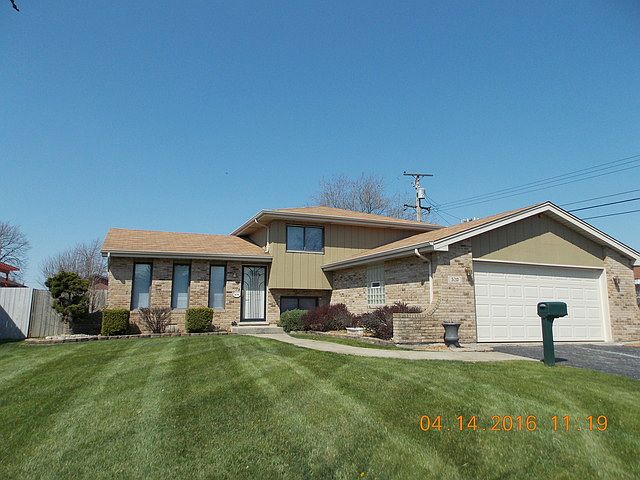 1st image of 520 N Kinzie Pl