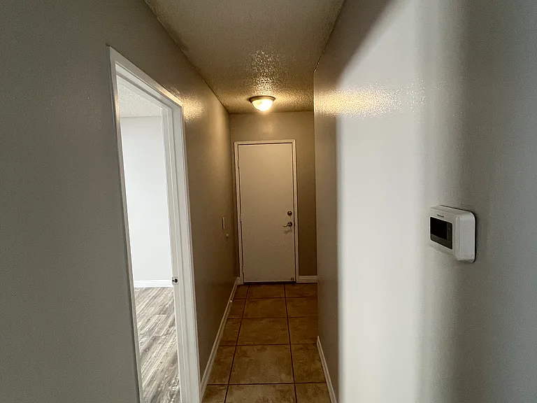 877 Award Dr — Photo 7