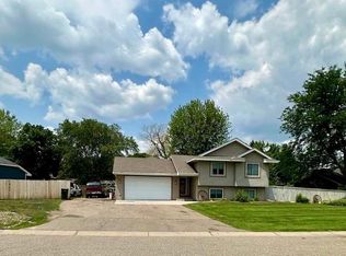 16361 Fantasia Ave, Rosemount, MN 55068