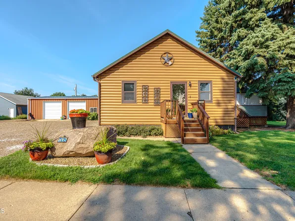 705 3rd Ave SE, Mandan, ND 58554