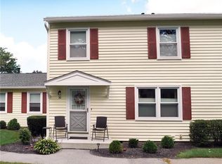 36 Arrowhead Way S, Fairport, NY 14450