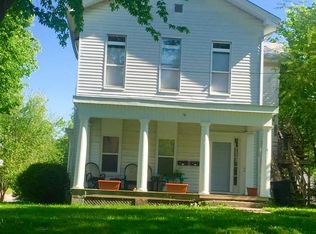 611 W Monroe St, Bloomington, IL 61701