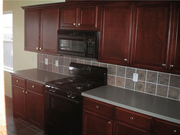 4th image of 7525 NW 134th St