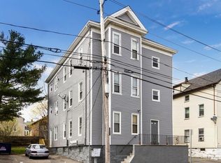 94 Seabury St, Fall River, MA 02720