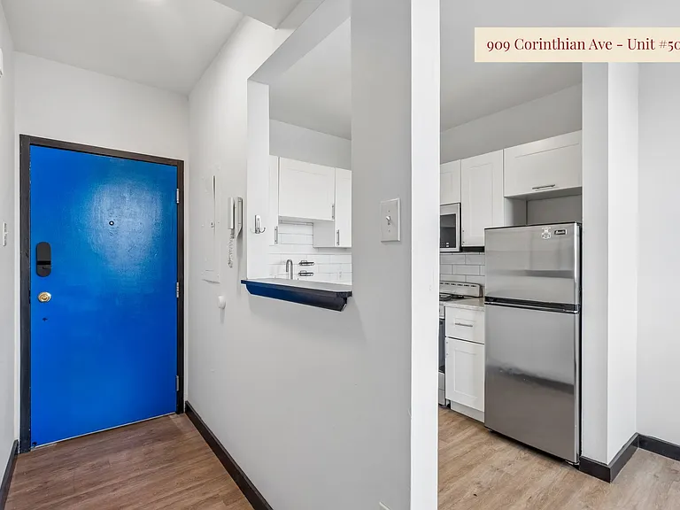 The Corinthian — Photo 60