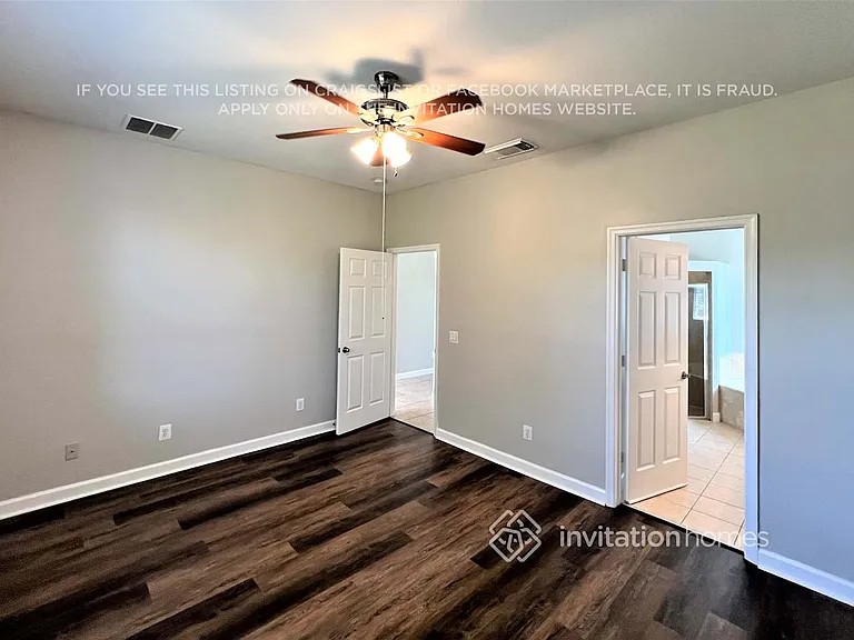 1738 SW Haylake Ave — Photo 12