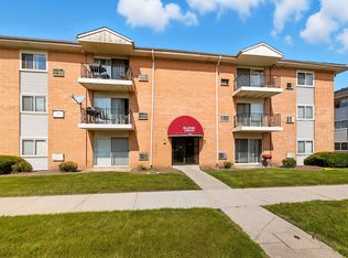 1900 Canal St APT 2A, Blue Island, IL 60406
