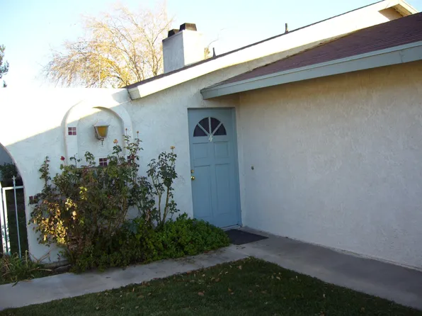 12410 Red Wing Rd #1, Apple Valley, CA 92308