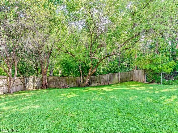 4th image of 2369 Sutton Dr