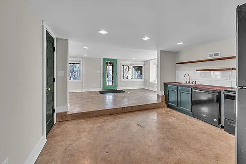 1202 Kirkland Ave #A Photo 1 1202 Kirkland Ave #A Photo 1
