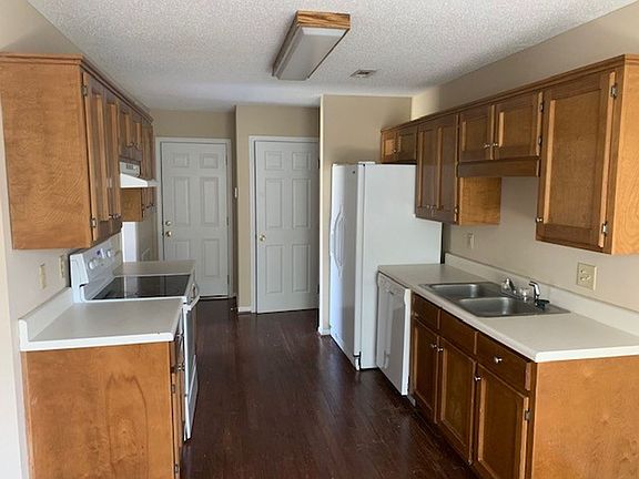 4th image of 305 19th St E