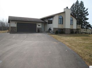 180 Jay Cooke Rd, Esko, MN 55733