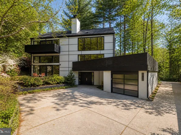 2710 Brandywine St NW, Washington, DC 20008
