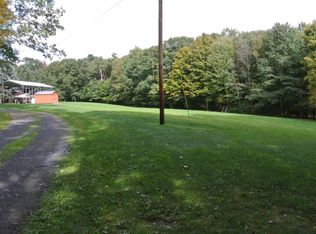 2176 Ginnan Rd, Corning, NY 14830