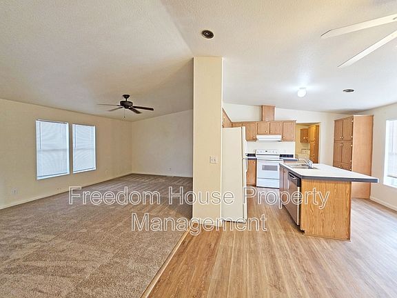 5th image of 4400 Vicki Ann Rd