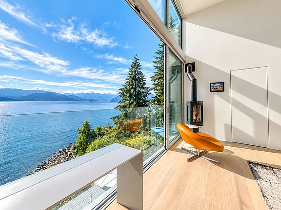 3rd image of 15 Brunswick Beach Rd #12056