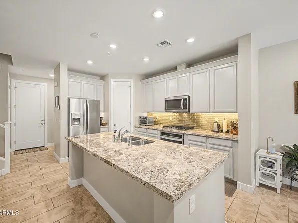 3855 S MCQUEEN Road #92, Chandler, AZ 85286