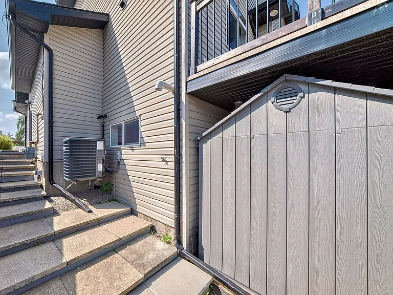 409 W Lakeview Dr — Photo 58