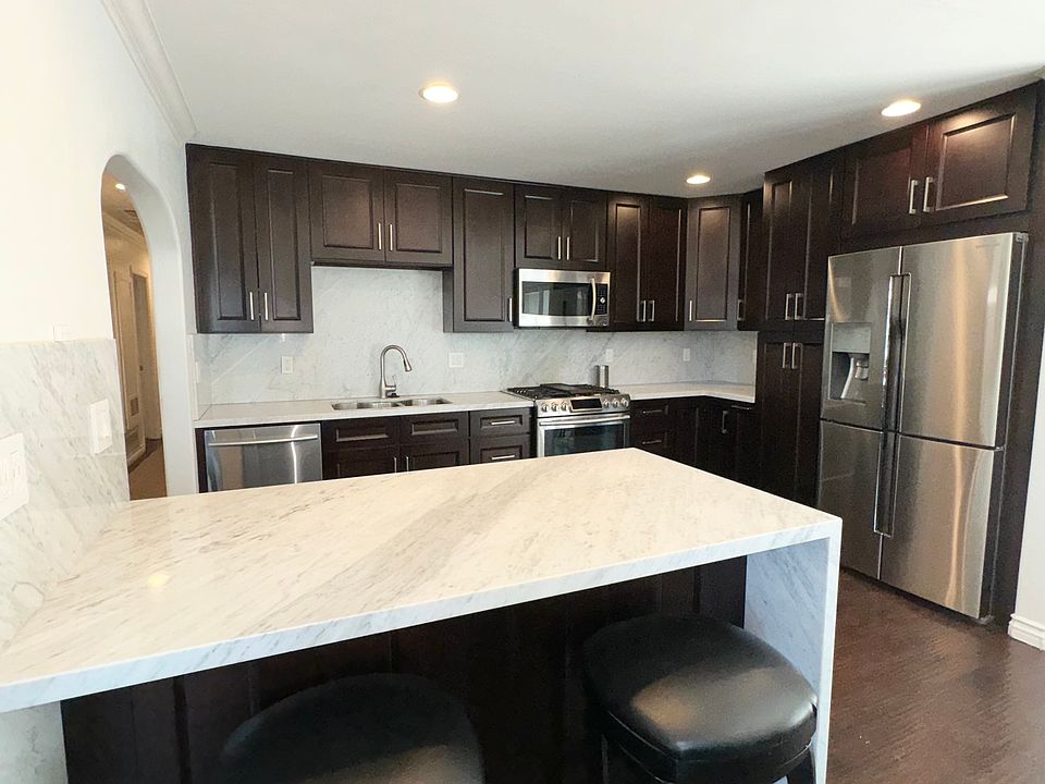 1st image of 4575 62nd St