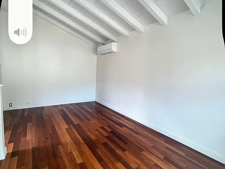 826 Kealahou St — Photo 11