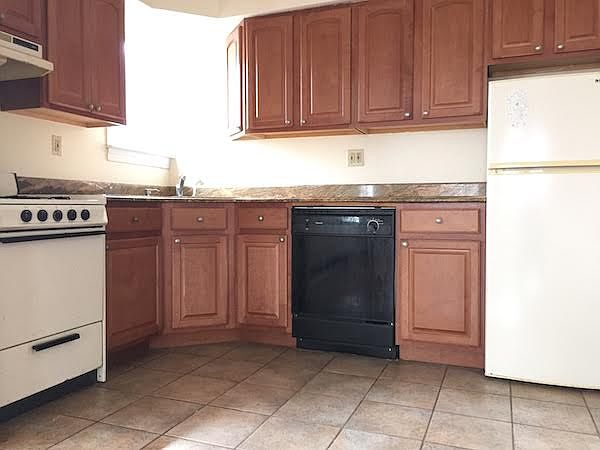 2nd image of 4309 52nd St APT 3C