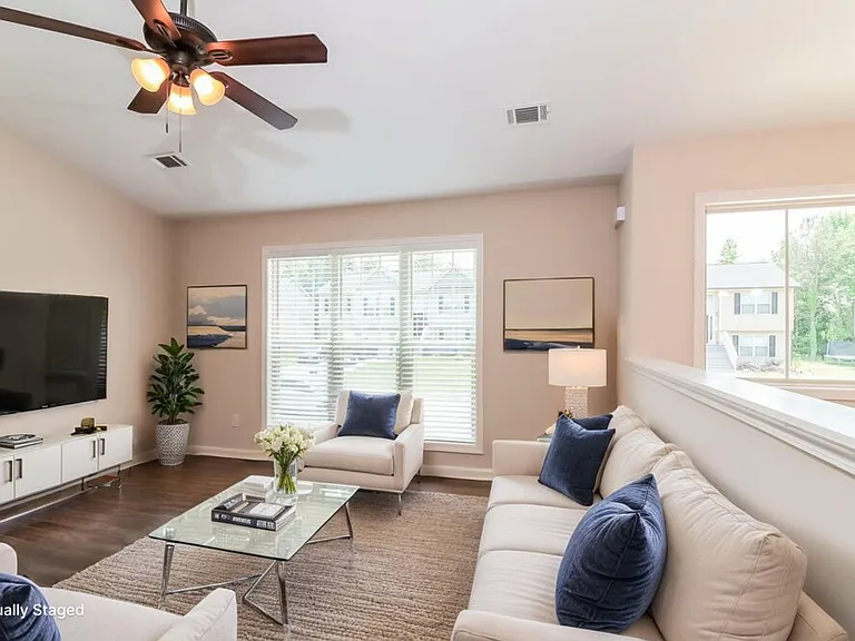 427 Charleston Pl — Photo 6