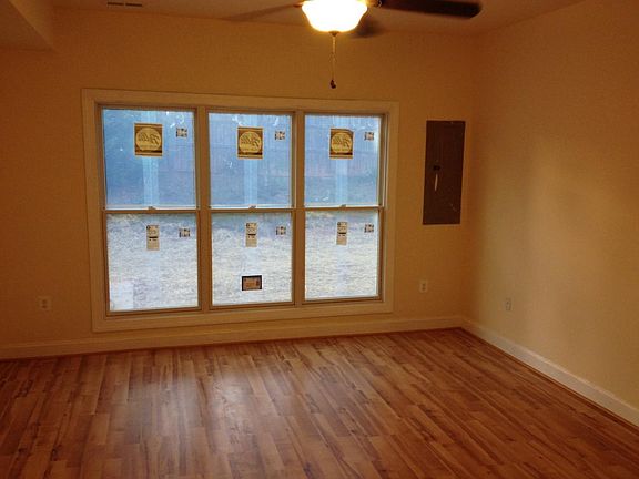 2nd image of 21802 Westminster Pl