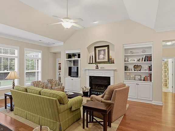 3rd image of 2608 Belwick Village Dr