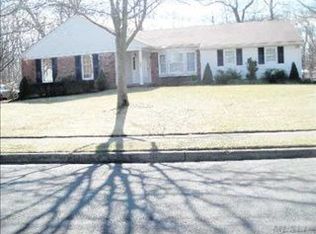 130 Widgeon Ct, Great River, NY 11739
