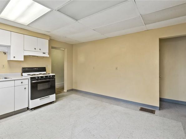 pittsburgh-pennsylvania-11556185 picture