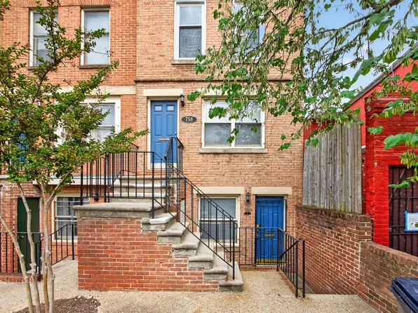 758 7th St SE, Washington, DC