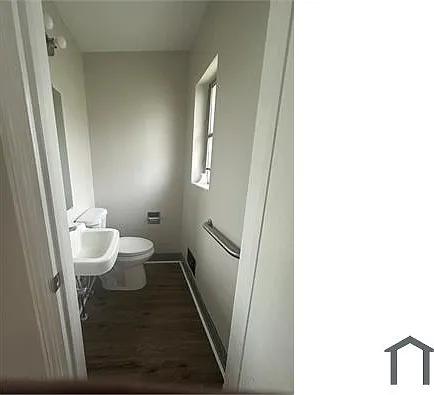 2025 Olive Rd — Photo 6