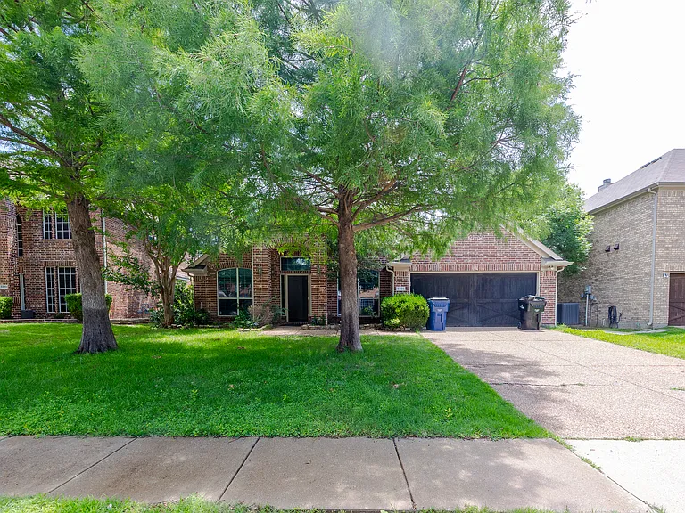 5556 Sky Ridge Dr — Photo 2