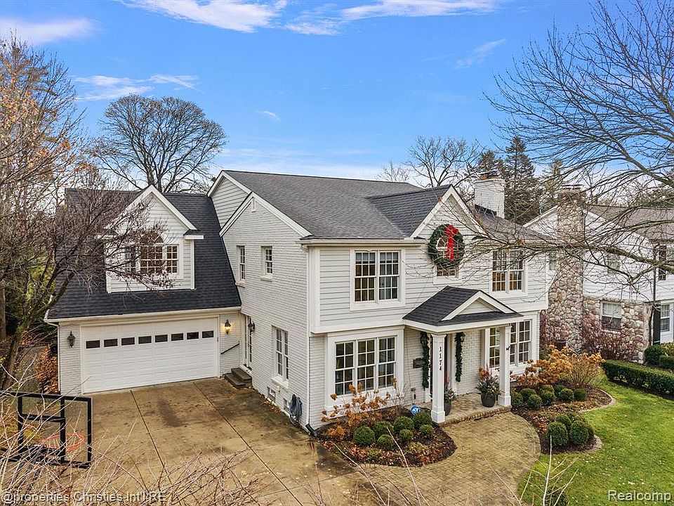 1174 Lakeside Dr, Birmingham, MI 48009 MLS 20230101603 Zillow