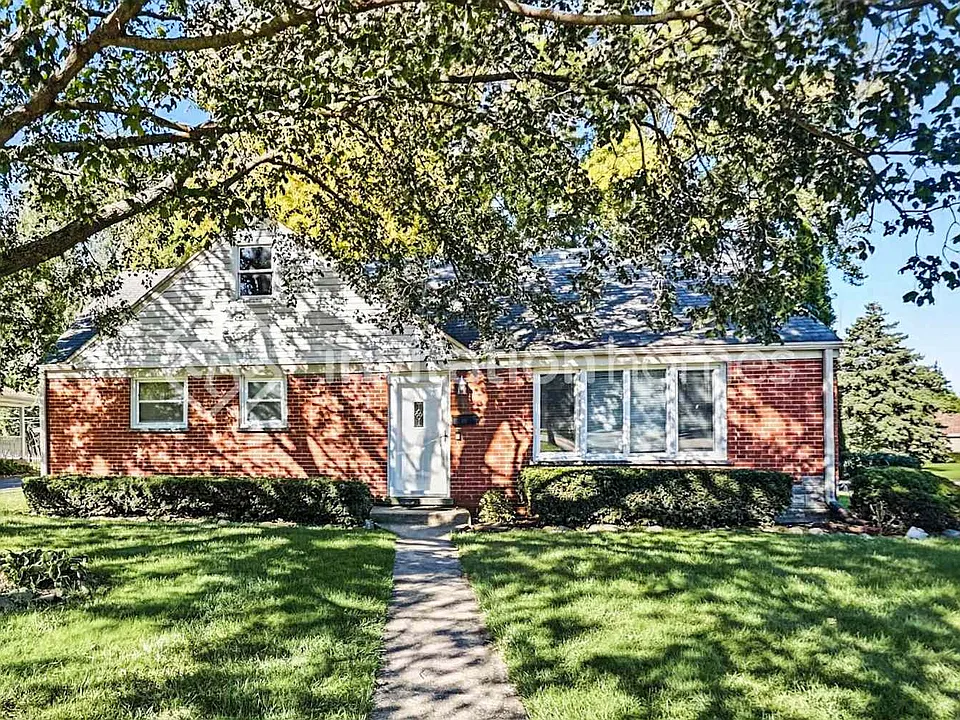 602 Banbury Ct