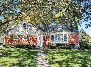 602 Banbury Ct, Roselle, IL 60172