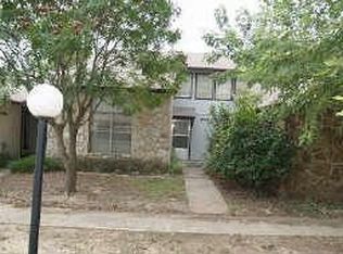 13904 Crossing Way E, Edmond, OK 73013