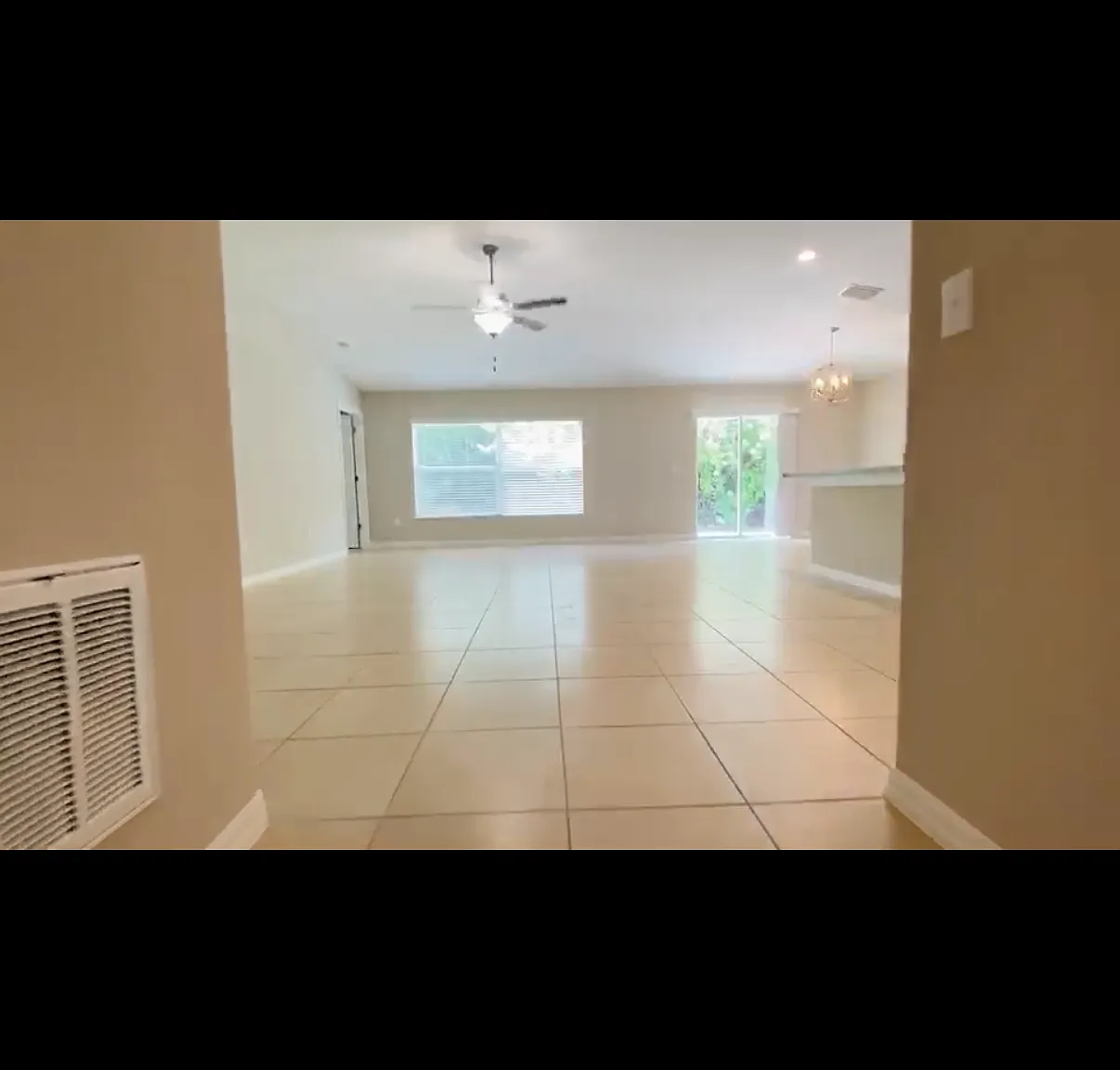 4 bed, 1936 sqft, $2,400 — Photo 2