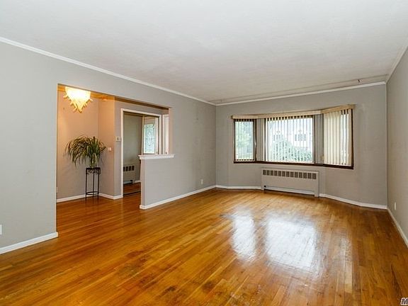 4th image of 87 Cedar Dr