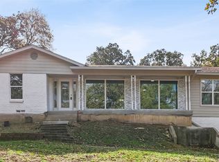 5806 Mountainwood Dr, Arlington, TX 76016