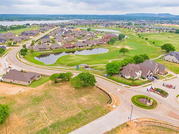 3rd image of 1004 Quarry Ct
